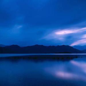 在黑夜之中停驻