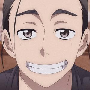 我饮烈酒点孤灯