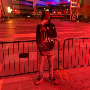 Bleachers (feat. UBN)