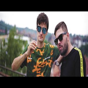 Insta (feat. Meca Cazin)