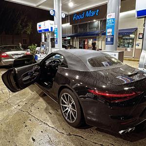 SIPPING BOTTLES IN THE BACK (feat. DSCMAJOR)