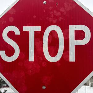 STOP! (feat. JR.black)