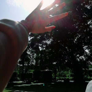 未世路人-再见 你好（未世路人 remix）