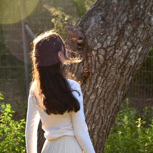 מישהו הולך תמיד איתי - לנשים בלבד