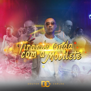 Tirando onda com a mobilete