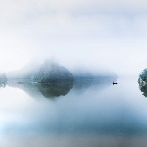 湖光水色调（翻自 伦桑）