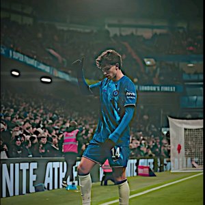 清冷忧郁的美少男才不要谈恋爱（prod.by Morrow x 494in））