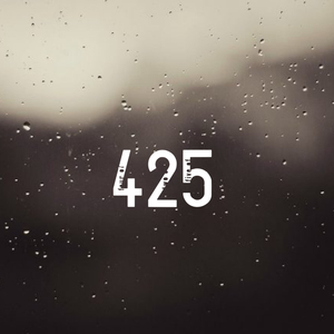 425