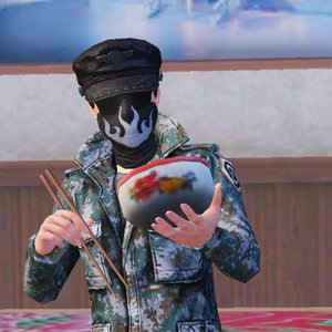 面具后的狼狈 只有月光能体会