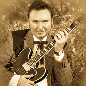 Gitarren klingen leise durch die Nacht