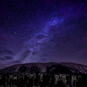 双脚踏上幸福路 by 铁铁