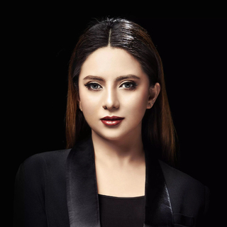 维吾尔族歌曲GulgineMollaemet