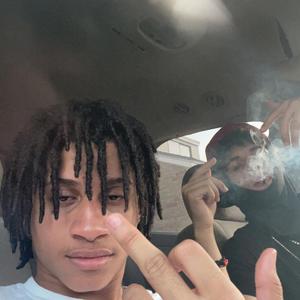 Hold Me (feat. YvngJdot)