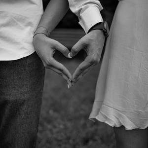 न तुम ख़ाली न हम ख़ाली