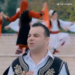 Ne nje are ne nje Lendine Ezmerke lezet me kripe Kolazh Jugu (Live)