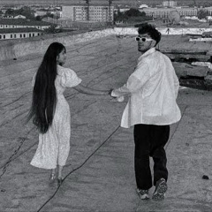 Qollarimdan tut (抓住我的手)