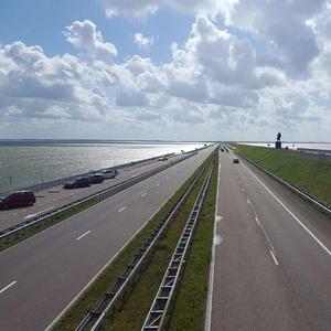 海海道路