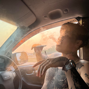 ถ้าเธอเหงาก็โทรมา