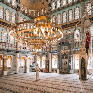 পাকিস্তানি একজন মুসলিম যুবক