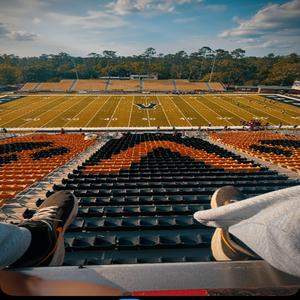 Stay With Me (feat. Ev3000)