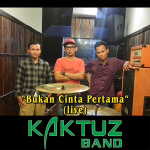Bukan Cinta Pertama (Live)