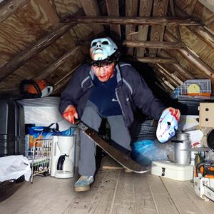 A Reason To Stay Alive (feat. Makou & Prodrichi)