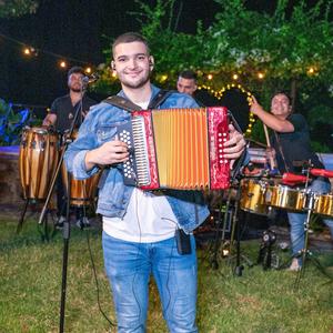 EL PRECIO DE NUESTRO AMOR (En vivo)