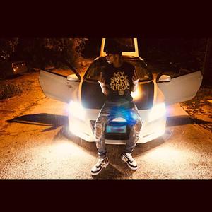 8ball (feat. Bhn Hxncho)