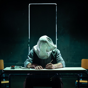 To Prasino Gourounaki