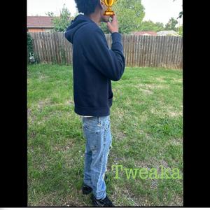Tweaka (feat. StLRunDown2300 & ABGFLEX1300)