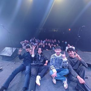 捉襟见肘（现场版）