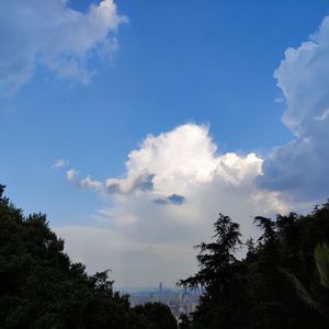 E（Prod EVOMUSIC）