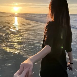 左手右手（1.1×）