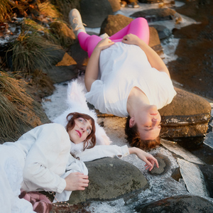 тепло (feat. fleurspeciale)