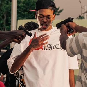 ME ANDAN BUSCANDO (feat. El perla mm)