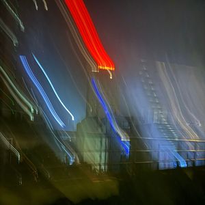 霓虹夜