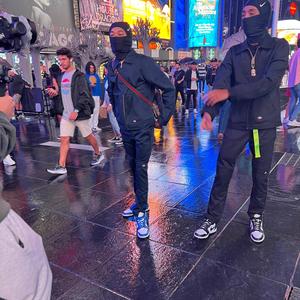 E-Wuu - Get Back (feat. LA)