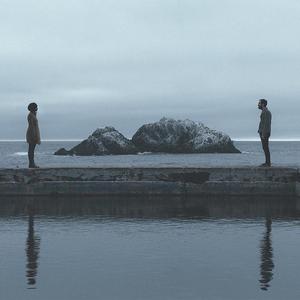 与你相遇在山呼海啸的人间