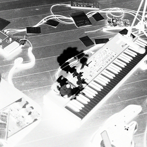 Igual hemos roto y no me he enterado (live lullaby edition)