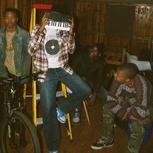 PALACE GUARDS (feat. Al Xapo & CO-H)