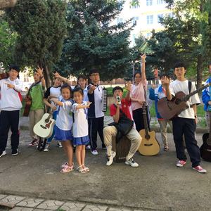 齐齐哈尔市民族中学 成都（翻自 leegof）