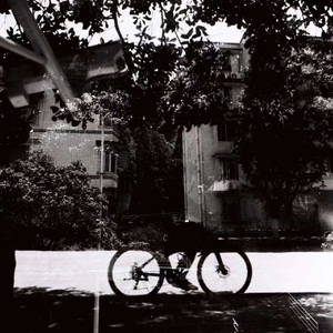 当万千萤火沉入星海时 我们终将在黎明重逢