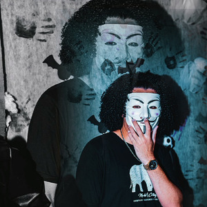 Eo James - Encosta na Favela