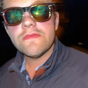 Kristian å gravemaskinen