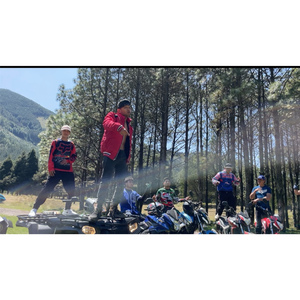 Y Así Pasa el Tiempo