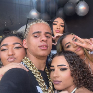 Mtg - Fez loucura e Botou a Culpa na Cachaça x Eu sou Do JOB