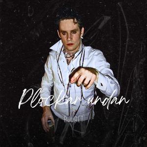 Plockar undan