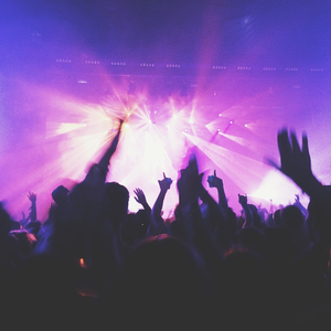 残酷月光（伴奏）