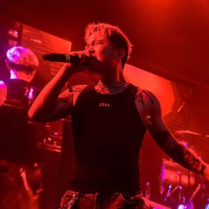 ⾦鳞岂是池中物 （jinjibe_water ft. Jellorio）