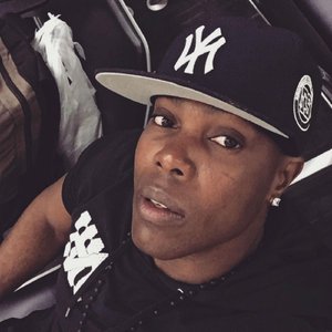 Shake the Banks (feat. Gold Rush)